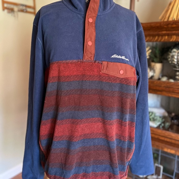 Eddie Bauer men’s large pullover with button close and pockets. - Picture 1 of 6